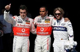 I primi tre al via in Ungheria: Alonso, Hamilton e Heidfeld.