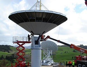 Una parabola prototipo dal costo di 2 milioni di dollari � gi� stata costruita e altre 39 sono in via di realizzazione.