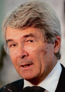 Roberto Castelli.