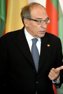 Alfredo Mantica