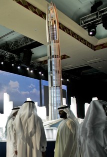 Dubai, un grattacielo alto 1 km.